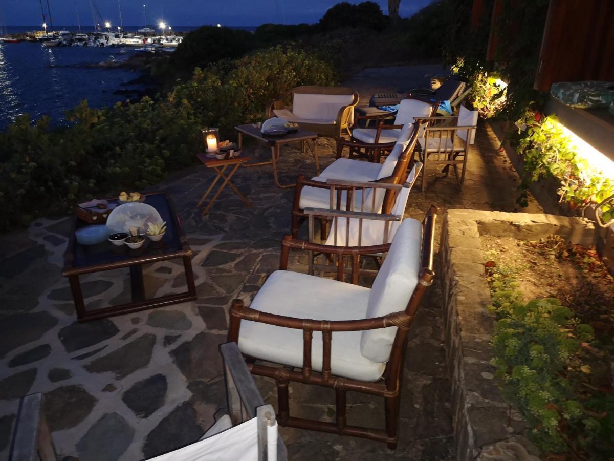 Villa Curiazzi Guesthouse Viale La Pelosa 16 Stintino Exterior photo